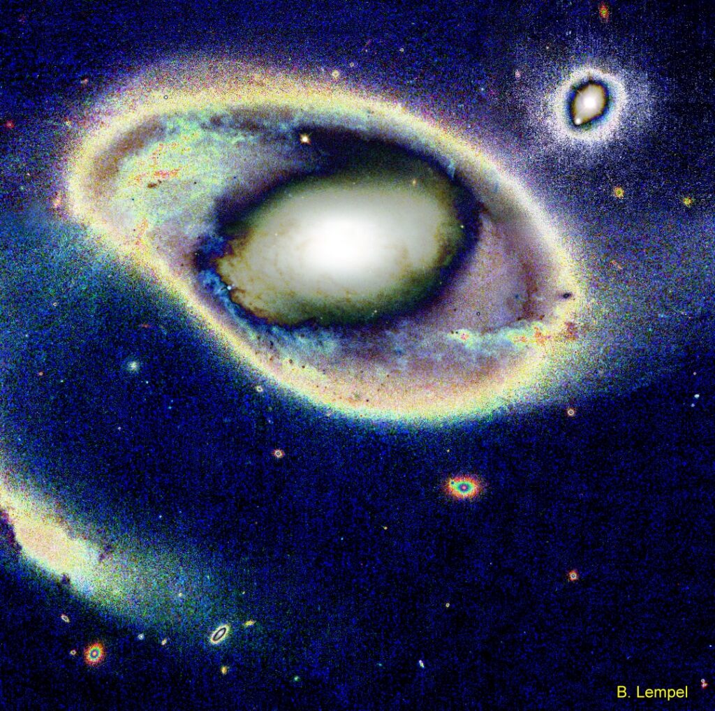 NGC 4319. Obróbka - B. Lempel